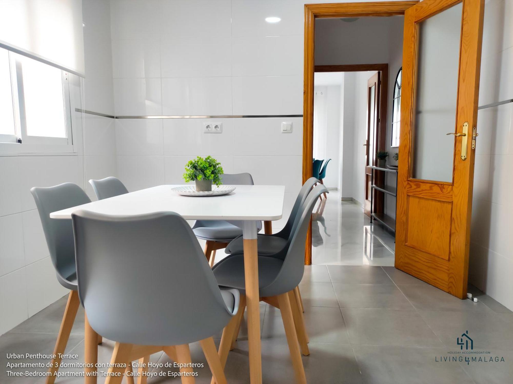 Living4Malaga Urban Apartments ภายนอก รูปภาพ