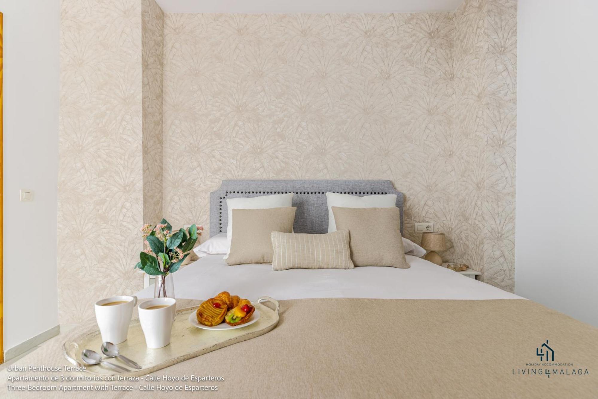 Living4Malaga Urban Apartments ภายนอก รูปภาพ