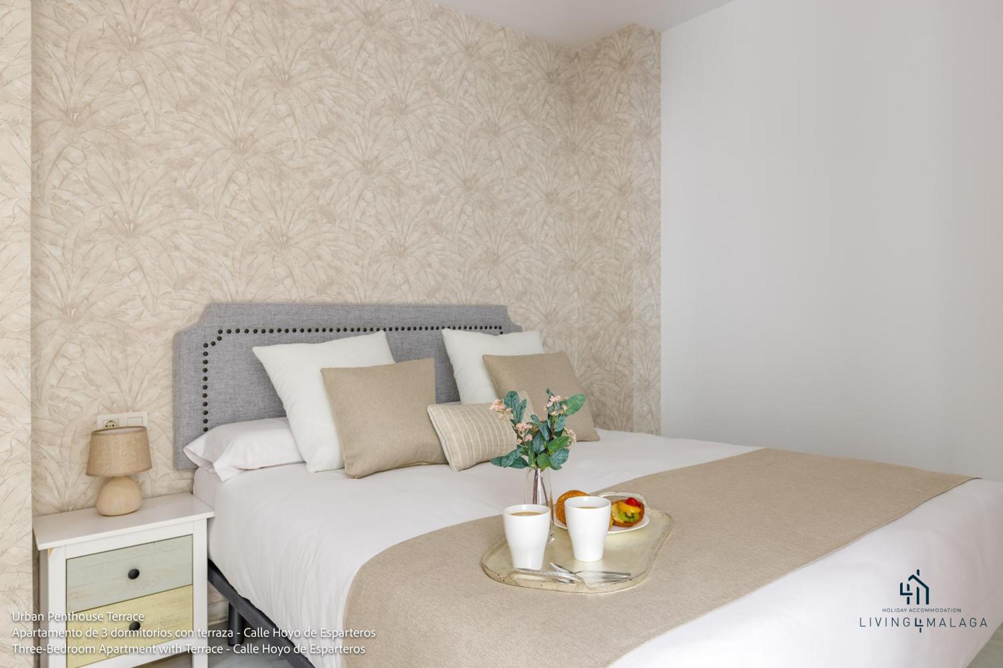 Living4Malaga Urban Apartments ภายนอก รูปภาพ