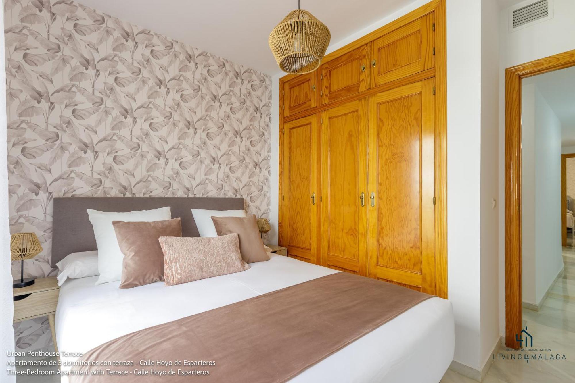 Living4Malaga Urban Apartments ภายนอก รูปภาพ