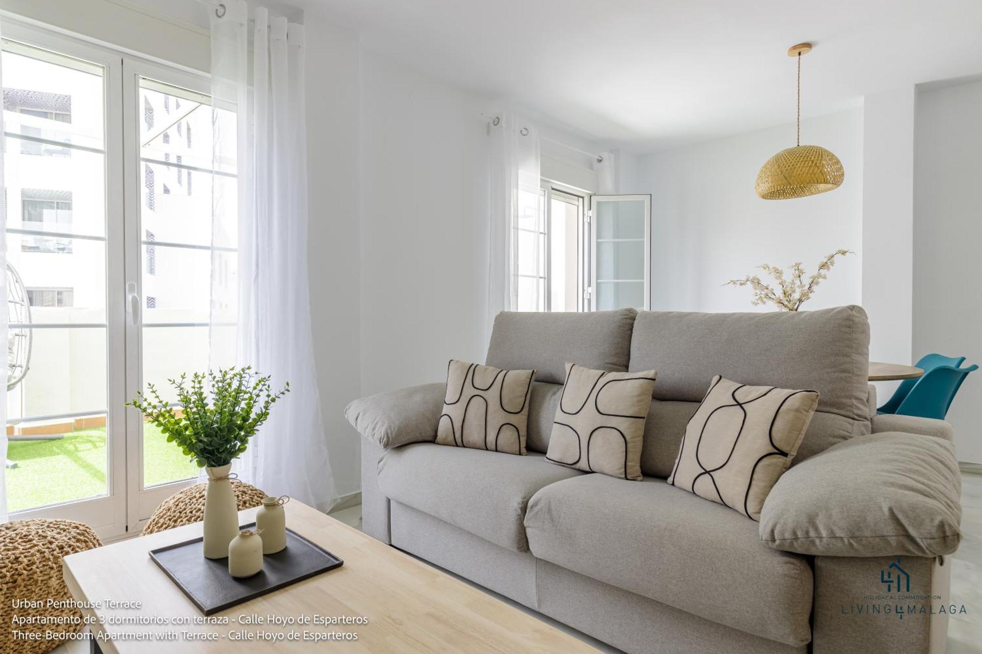 Living4Malaga Urban Apartments ภายนอก รูปภาพ