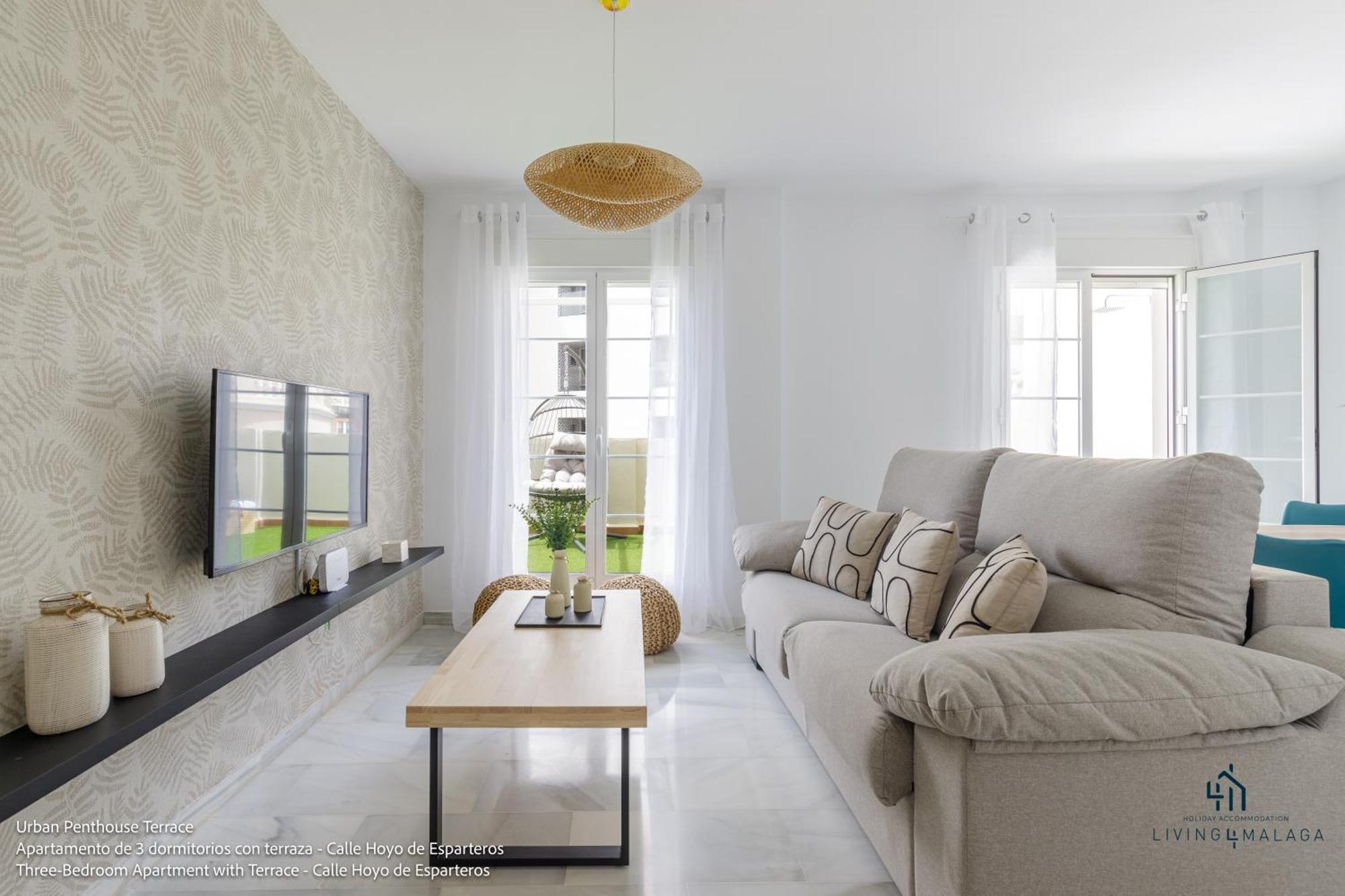 Living4Malaga Urban Apartments ภายนอก รูปภาพ