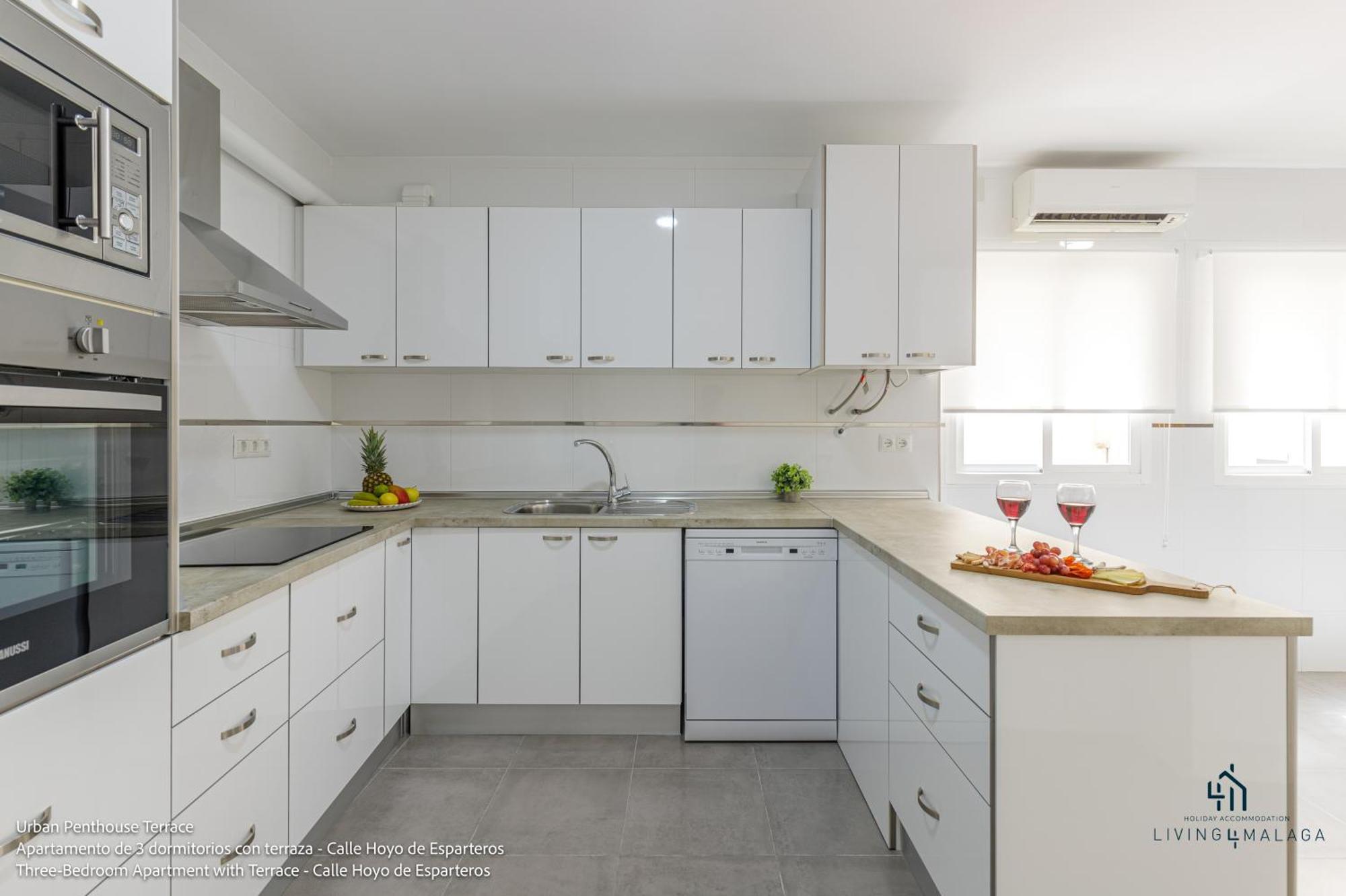 Living4Malaga Urban Apartments ภายนอก รูปภาพ