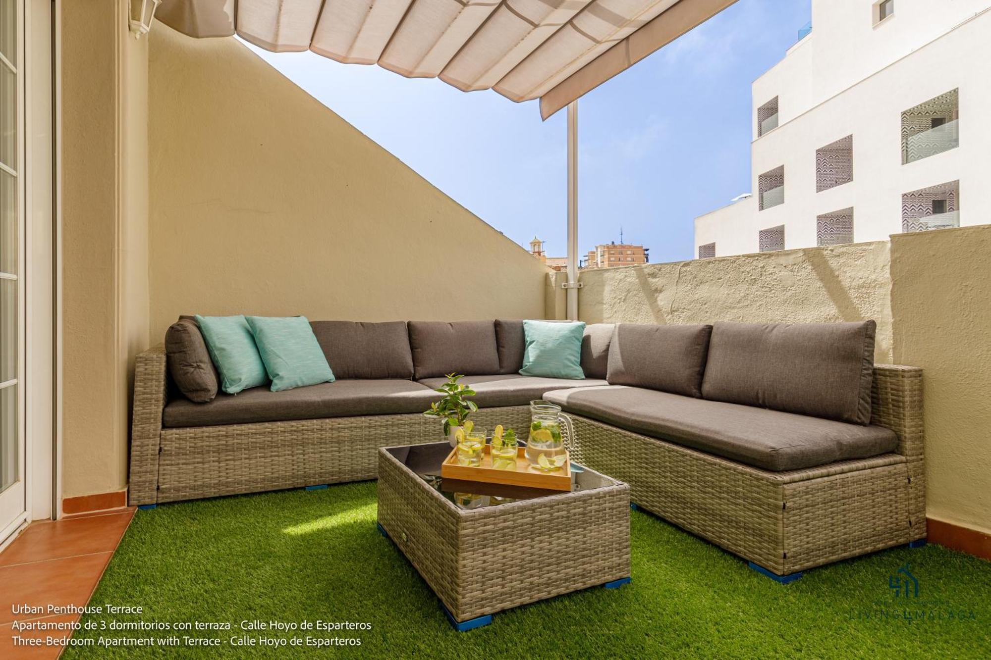 Living4Malaga Urban Apartments ภายนอก รูปภาพ