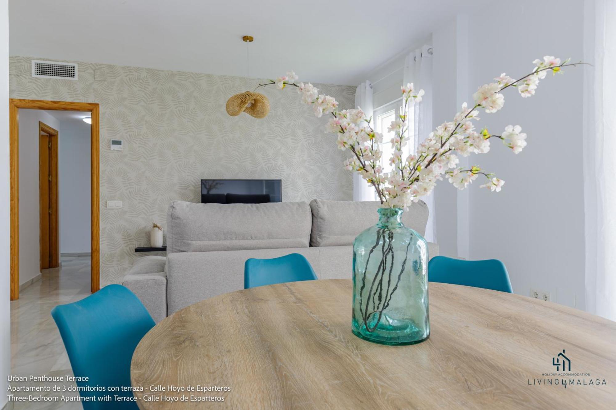 Living4Malaga Urban Apartments ภายนอก รูปภาพ